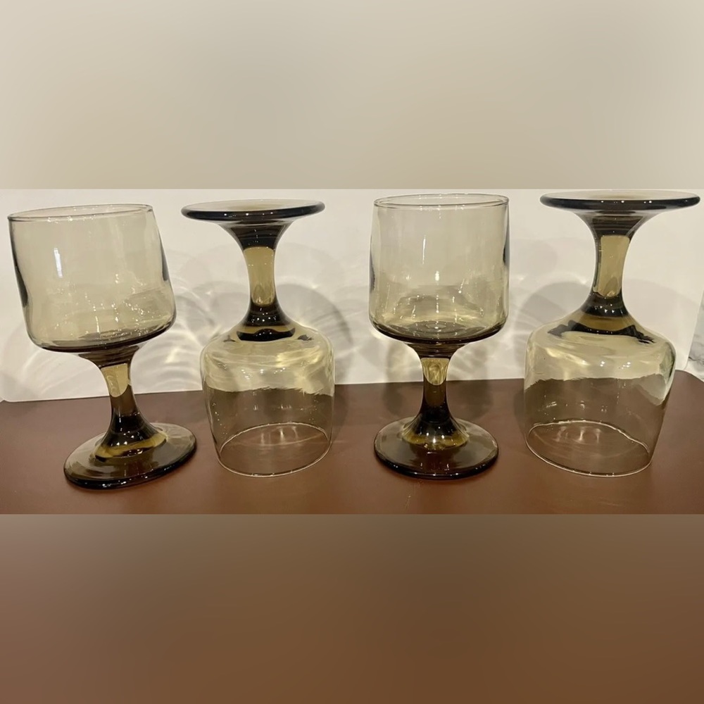 Set of 4 Vintage Libbey Tawny Accent Stemmed Wine Juice Glasses 5 1/8" Tall 6oz